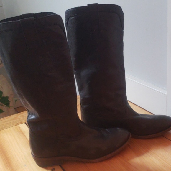 Boots - Picture 2 of 8